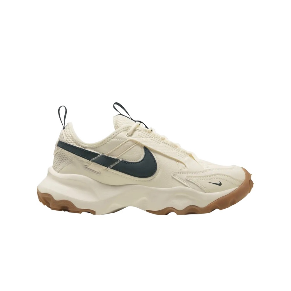 Women’s Nike TC 7900 Pale Ivory Gum Light Brown Armory Navy